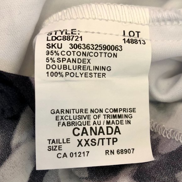 *NWT* White Floral-Print Surplice Neckline Cotton Dress - Made in Canada - XXS - Picture 14 of 16